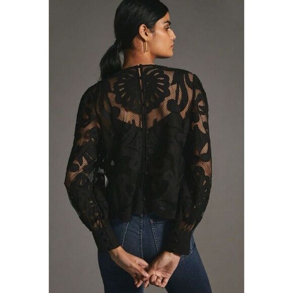 Anthropologie Cutwork Lace Detail Buttonback Blouse XS NWT - Picture 4 of 4